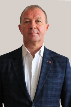 Половинкин Василий Геннадьевич.